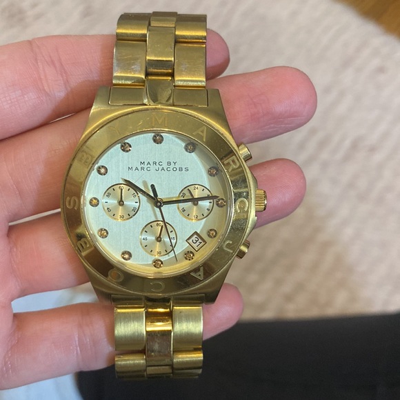 Real gold Marc Jacobs watch - Picture 2 of 2